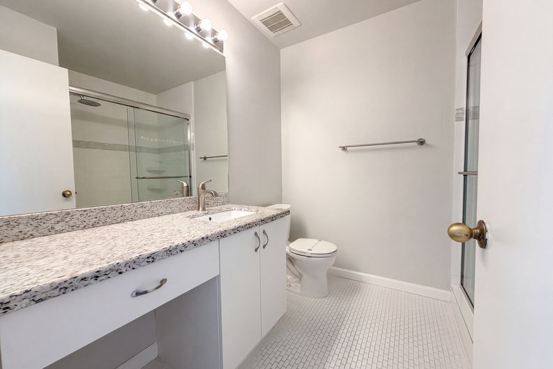 Photo 16 of 24 of 1480 SW 47th Ave, Deerfield Beach, FL