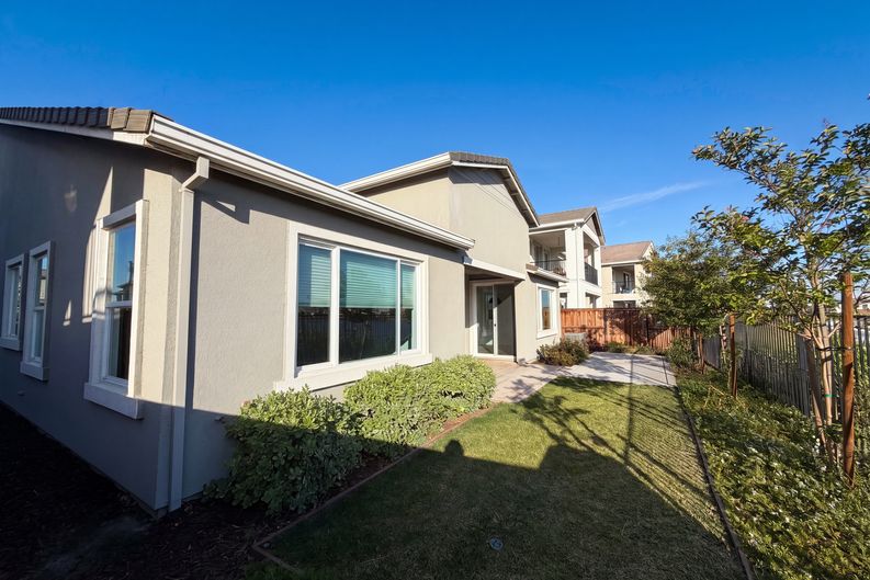 Photo 44 of 50 of 2743 Irish Meadow Way, Lathrop, CA