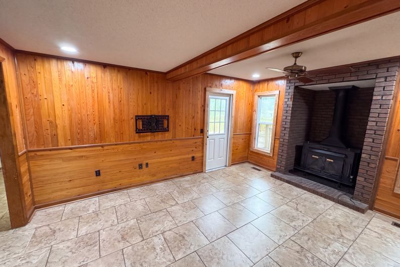 Photo 3 of 25 of 968 Edwin Phillips Rd, Reidsville, GA