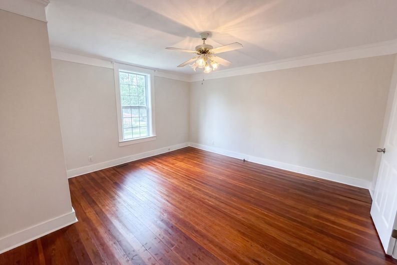 Photo 10 of 16 of 1727 Green St NE, Conyers, GA
