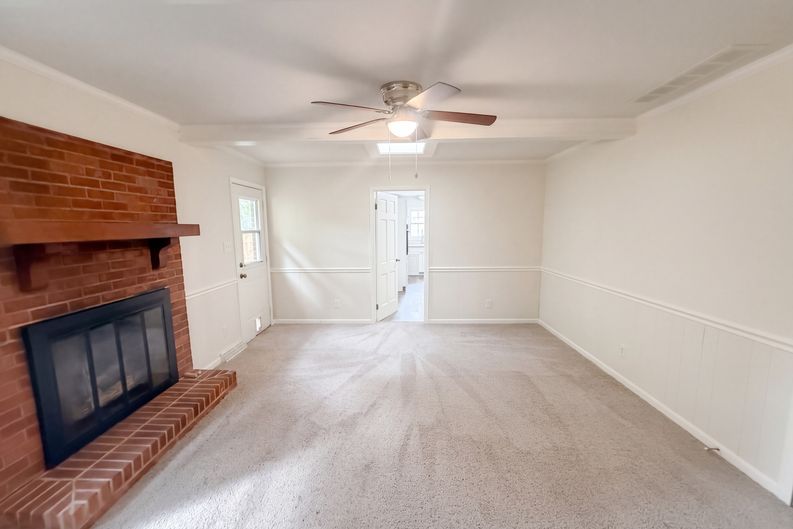 Photo 8 of 15 of 505 Leawood Dr, Greensboro, NC