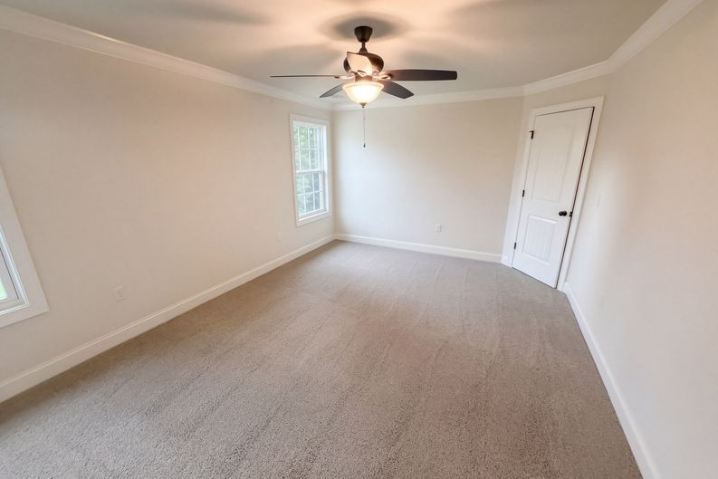 Photo 12 of 27 of 7510 Sunridge Ln, Douglasville, GA