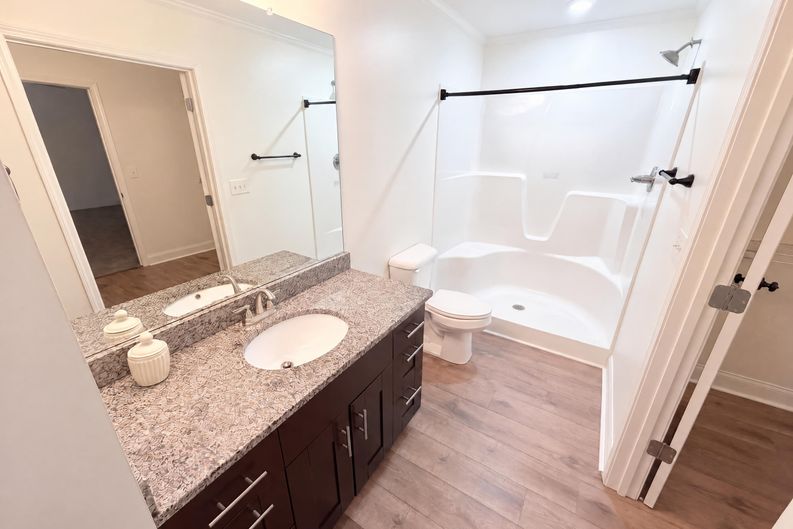 Photo 10 of 22 of 2674 Skylane Dr, Marietta, GA