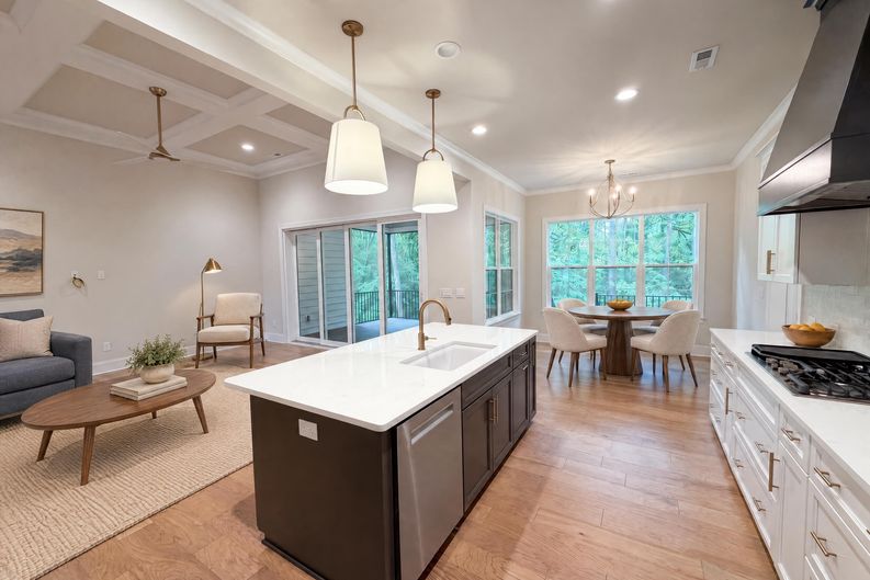 Photo 10 of 22 of 1020 Irish Creek Dr, Landis, NC