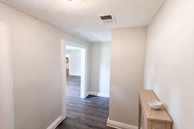 Photo 19 of 23 of 1328 Baffin Bay Rd, Columbia, SC