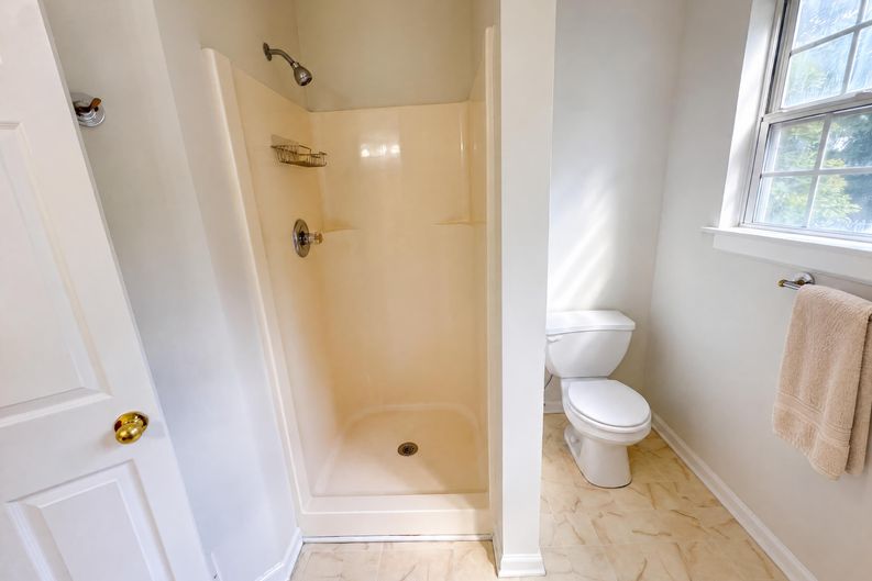 Photo 12 of 60 of 2492 Halcyon Way, Lawrenceville, GA