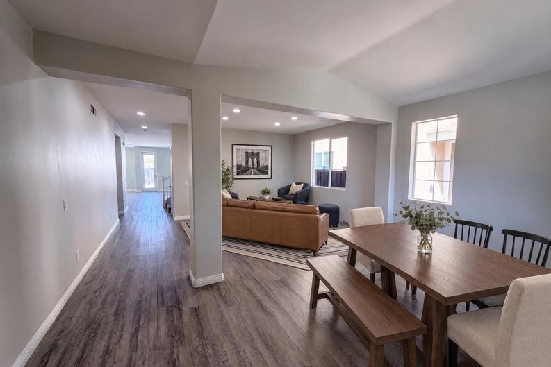 Photo 9 of 33 of 1265 Lavender Ln, Hemet, CA