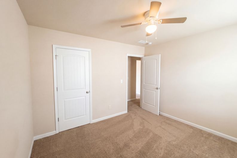 Photo 16 of 39 of 8496 Glenview St, Douglasville, GA