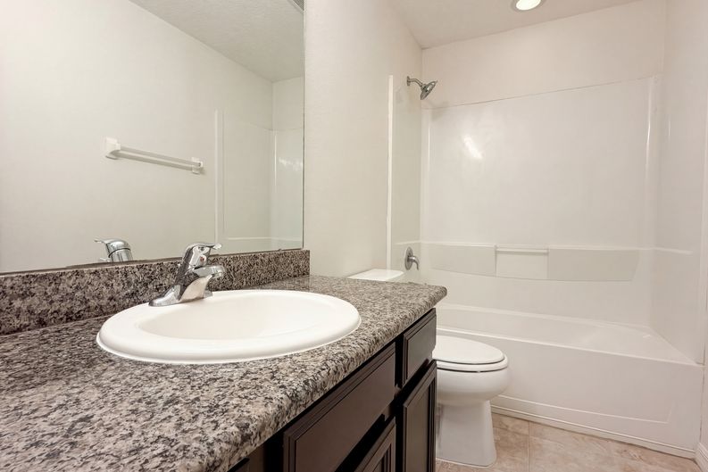 Photo 20 of 29 of 7070 Woodchase Glen Dr, Riverview, FL