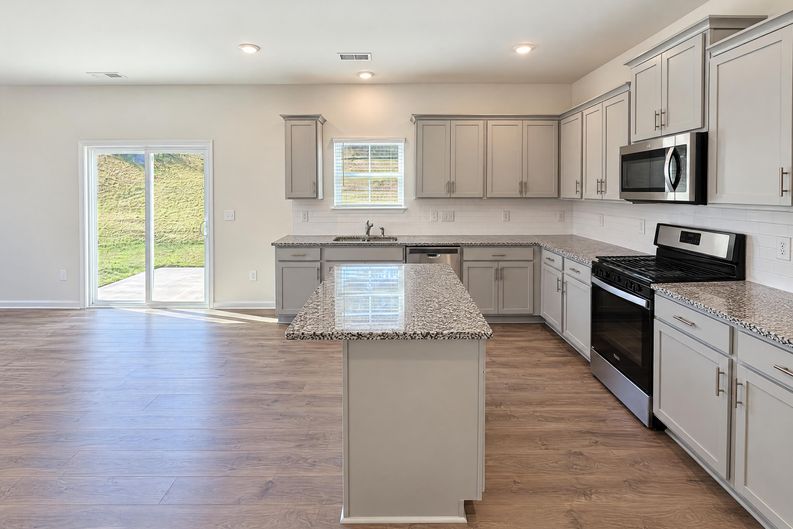 Photo 6 of 52 of 6478 Bellawood Dr, Trinity, NC