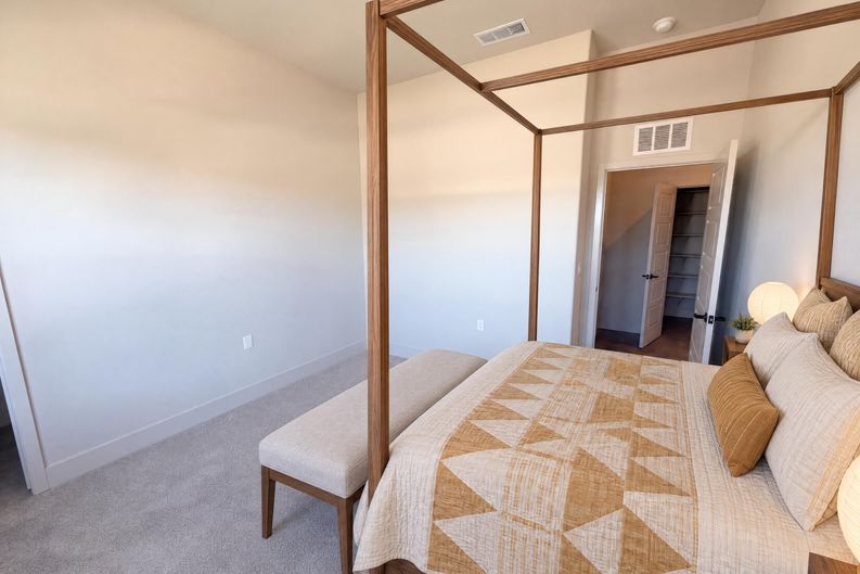 Photo 15 of 26 of 2287 N Marion Ave, Clovis, CA