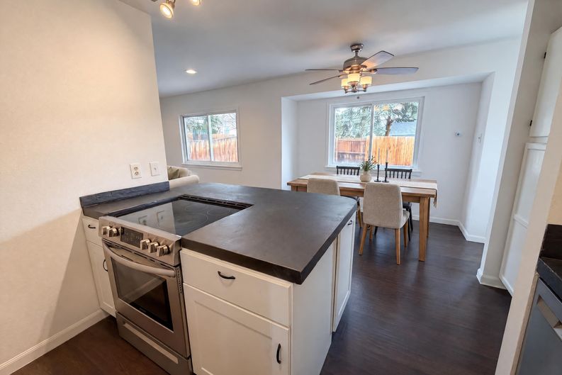 Photo 10 of 22 of 13771 W Warren Dr, Lakewood, CO