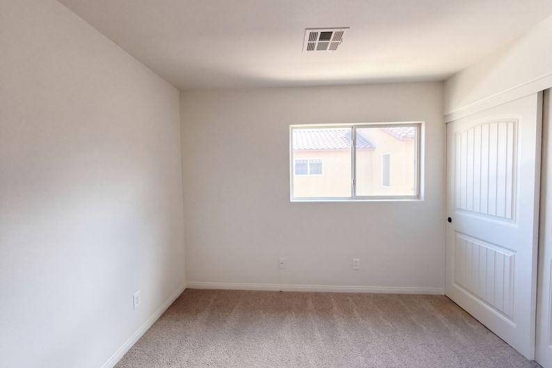 Photo 15 of 22 of 11606 Elcadore St, Las Vegas, NV