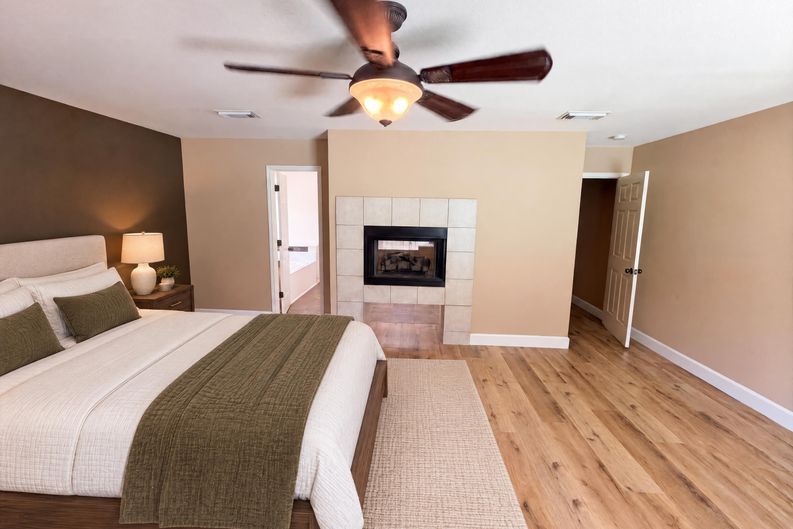 Photo 10 of 27 of 106 Forestview Rd, Hickory Creek, TX