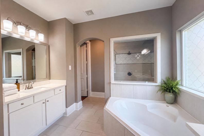 Photo 15 of 24 of 6702 Terania Cir, Katy, TX