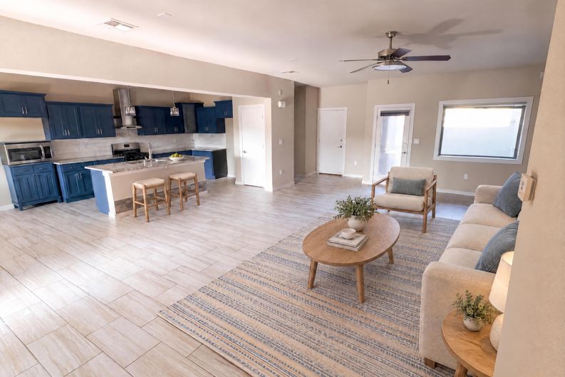 Photo 3 of 20 of 2801 Maria Casas St, El Paso, TX