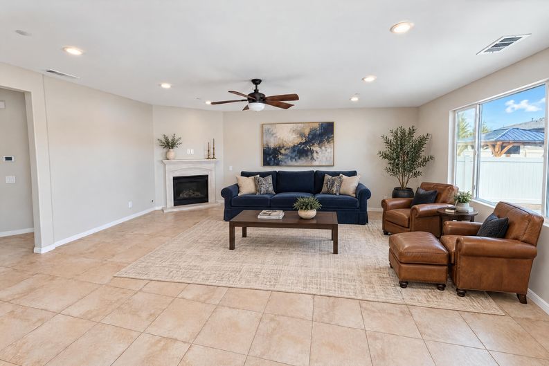 Photo 4 of 21 of 31585 Chamise Ln, Murrieta, CA