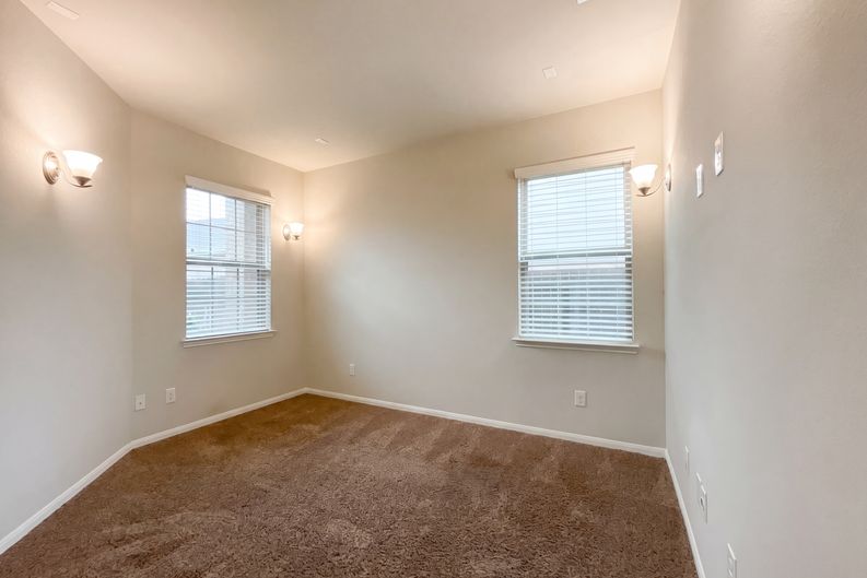 Photo 12 of 20 of 10310 Lake Huron Dr, Humble, TX