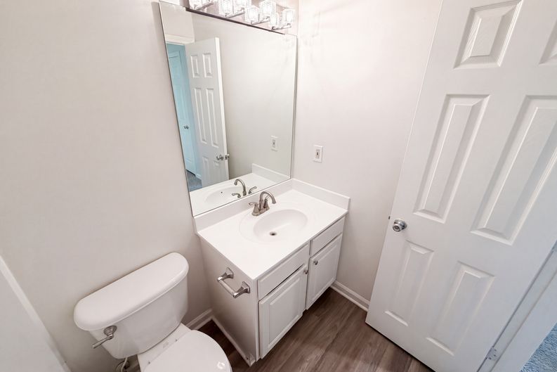 Photo 24 of 30 of 9155 Nesbit Ferry Rd, Alpharetta, GA