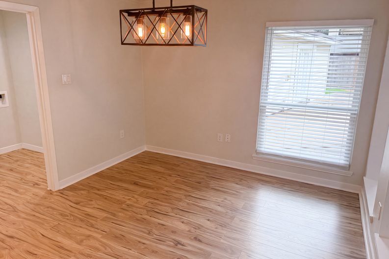 Photo 9 of 26 of 14923 Aspen Hills Dr, Houston, TX