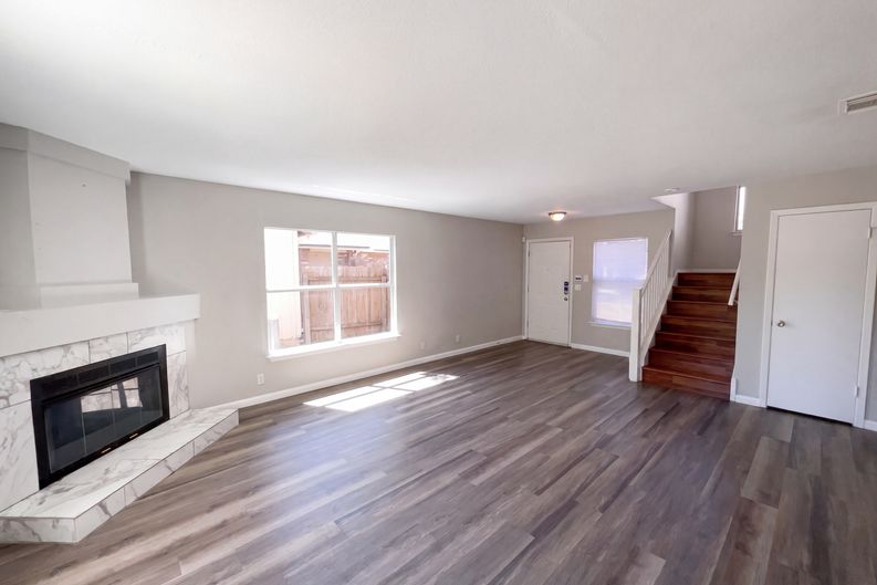 Photo 9 of 23 of 9646 Ivy Plain Dr, San Antonio, TX
