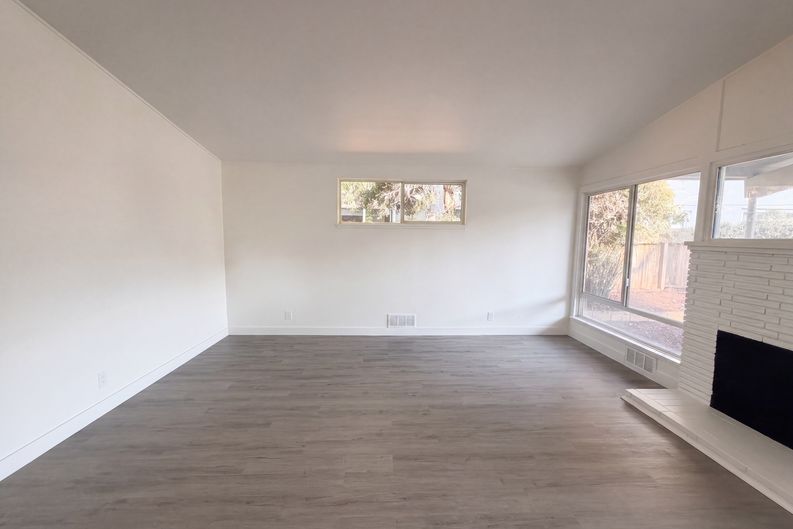 Photo 6 of 29 of 4224 Boone Ln, Sacramento, CA