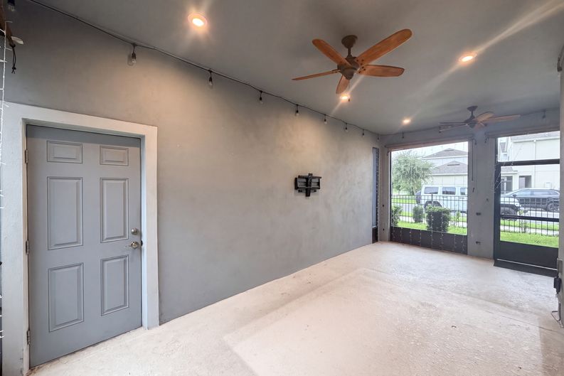 Photo 40 of 47 of 13720 Stevenson Ln, Odessa, FL