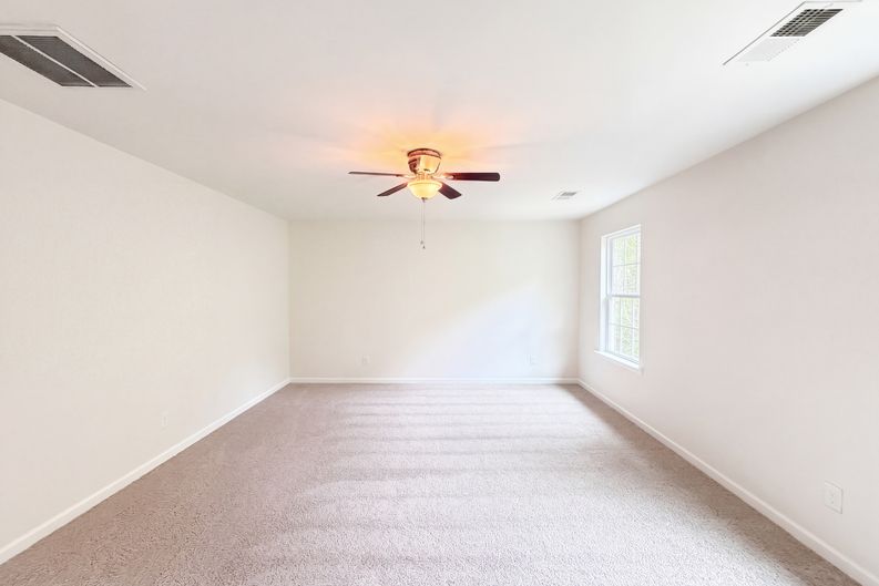 Photo 16 of 26 of 7230 Kinley Commons Ln, Charlotte, NC