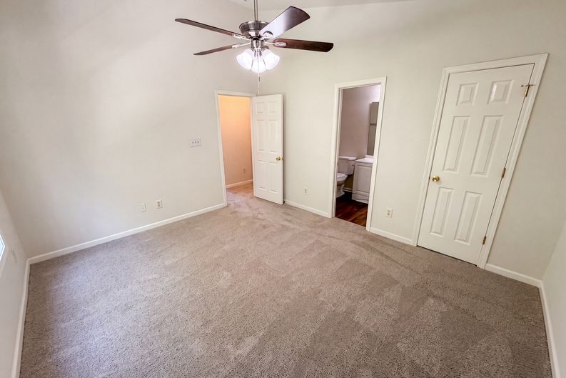 Photo 15 of 21 of 9514 Littleleaf Dr, Charlotte, NC