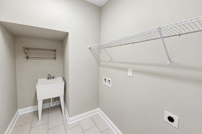 Photo 16 of 27 of 3168 Mavisbank Cir, Apex, NC