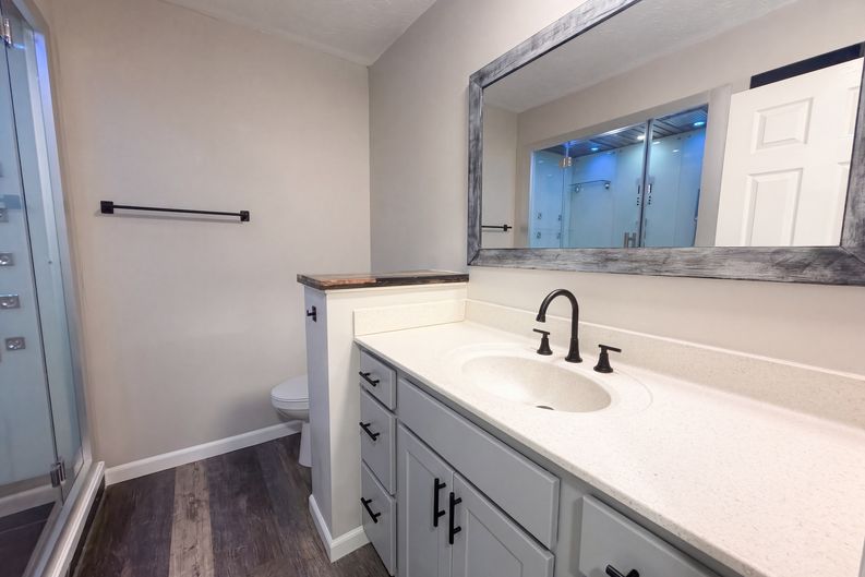 Photo 18 of 27 of 1148 Navaho Dr, Lebanon, OH