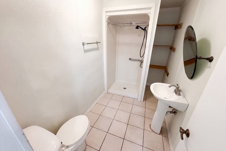 Photo 16 of 27 of 8283 86th Ave, Seminole, FL