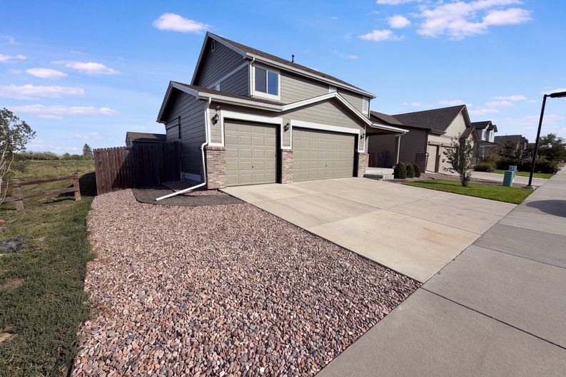 Photo 28 of 35 of 2084 Basil St, Strasburg, CO