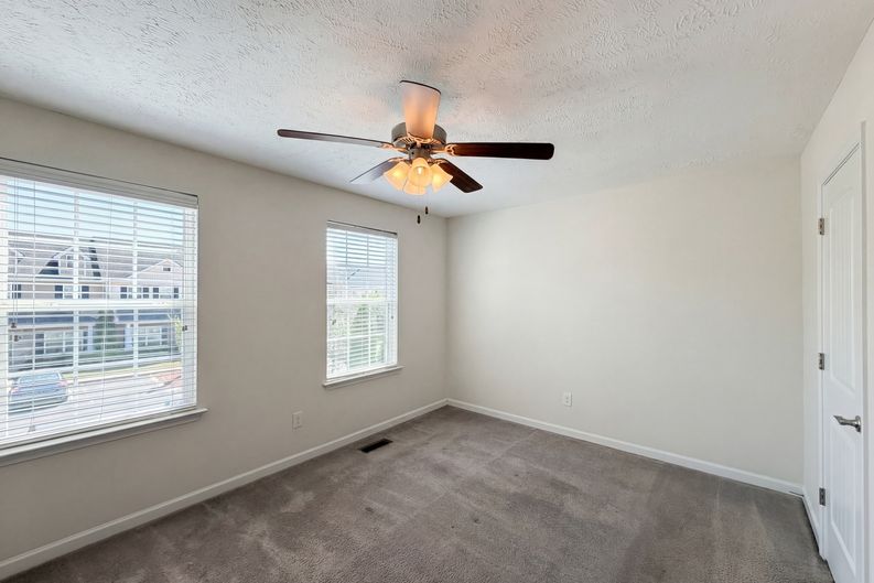 Photo 4 of 22 of 428 Kubota Dr, Murfreesboro, TN