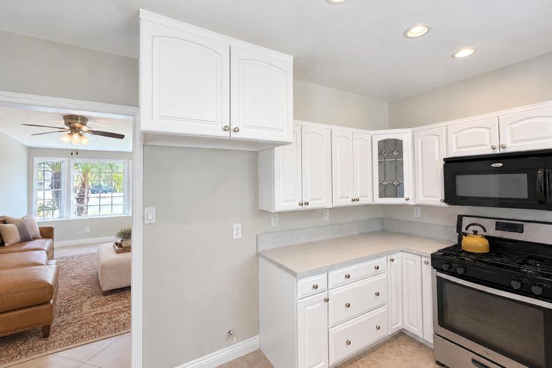 Photo 7 of 15 of 5653 N Viceroy Ave, Azusa, CA