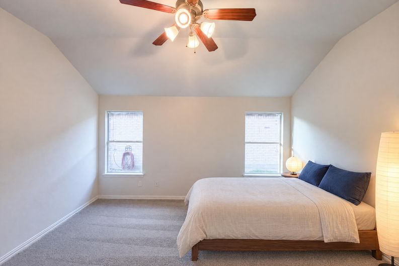 Photo 4 of 52 of 2821 Enchanted Eve Dr, Little Elm, TX