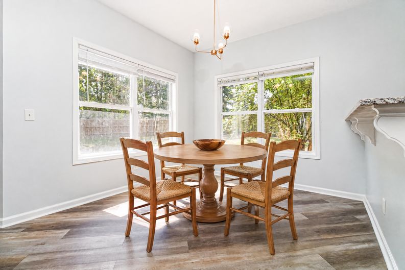 Photo 8 of 18 of 247 Brooksdale Dr, Columbia, SC