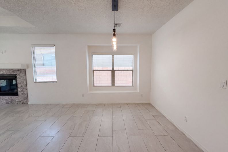 Photo 7 of 20 of 2032 Lobo Trot Ct SE, Albuquerque, NM