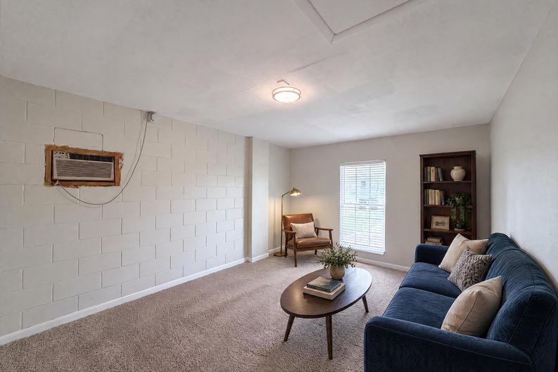 Photo 4 of 19 of 4147 Willow South Dr, Mulberry, FL