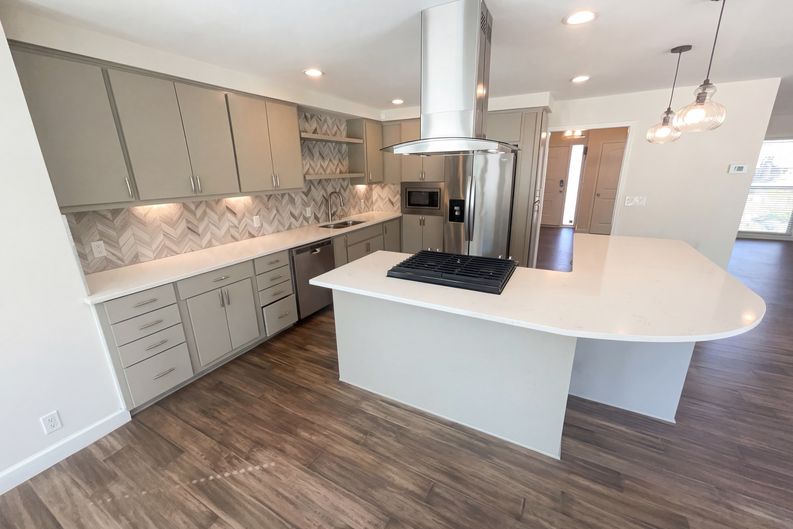 Photo 11 of 37 of 2770 Burtz Dr, Marietta, GA