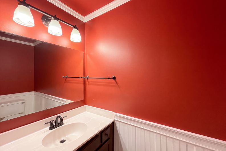 Photo 18 of 30 of 201 Wainsley Pl, Matthews, NC