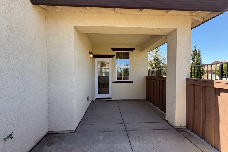 Photo 26 of 30 of 10801 Portico Cir, Rancho Cordova, CA