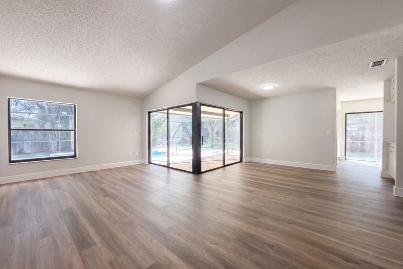 Photo 5 of 22 of 888 Brightwood Way, Wellington, FL