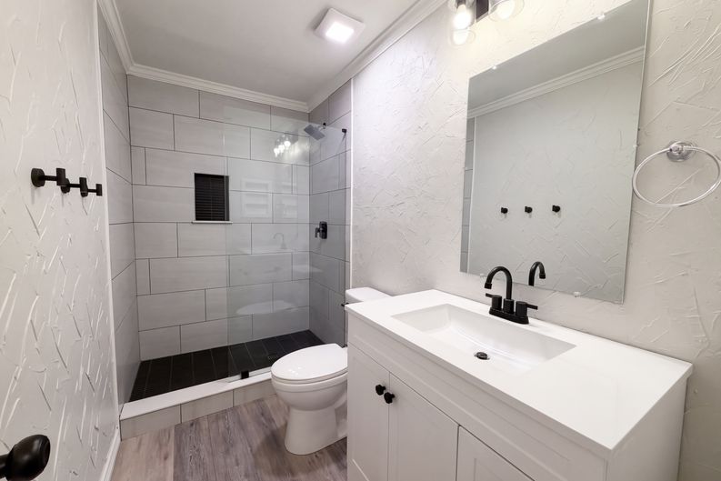Photo 22 of 31 of 2228 Silverthorn Ln, Flower Mound, TX