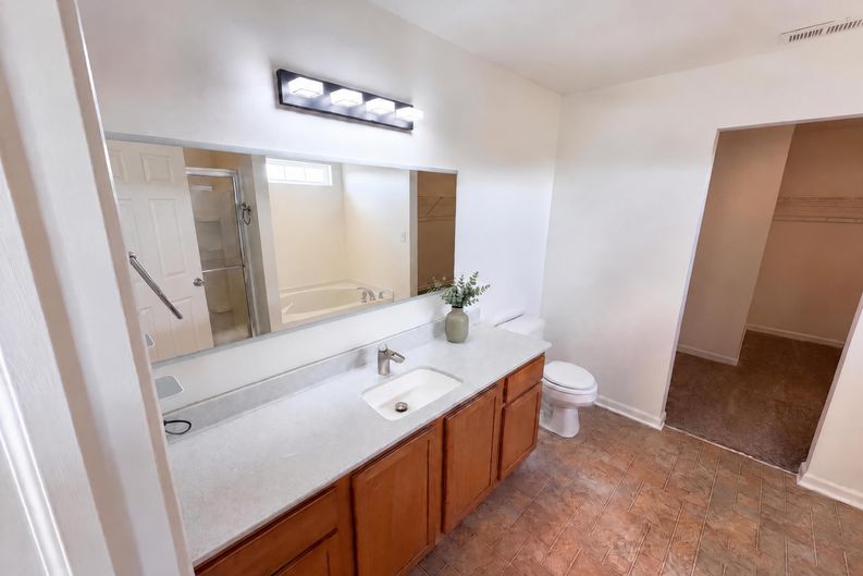 Photo 11 of 36 of 2899 Armaugh Dr, Brownsburg, IN