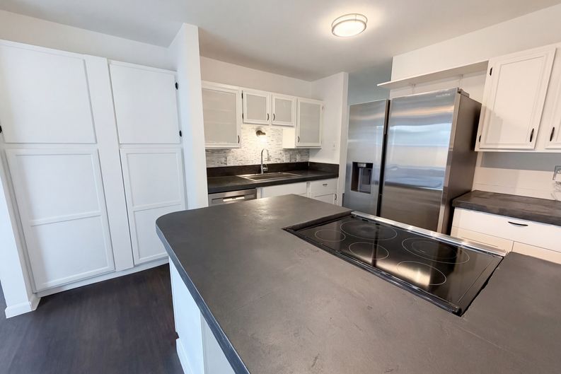 Photo 9 of 22 of 13771 W Warren Dr, Lakewood, CO