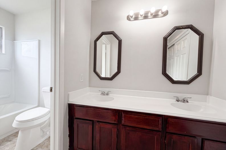 Photo 15 of 21 of 807 Mountain Meadows Dr, Katy, TX