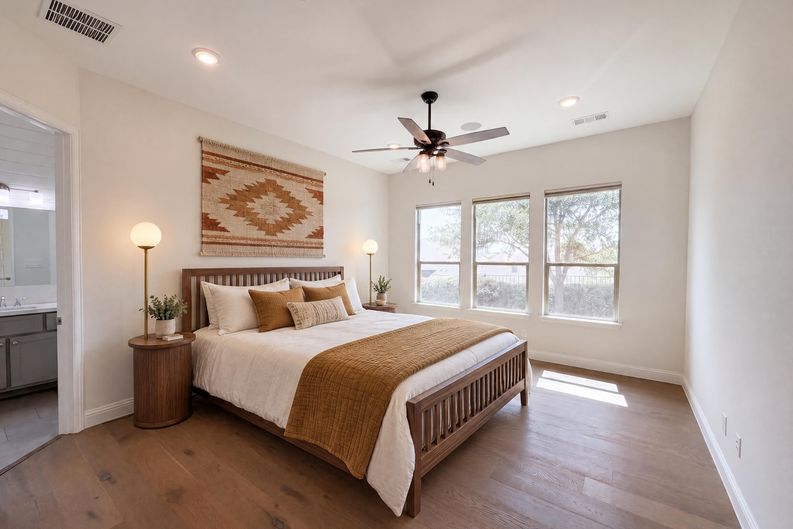 Photo 12 of 37 of 11509 Misty Ridge Dr, Roanoke, TX