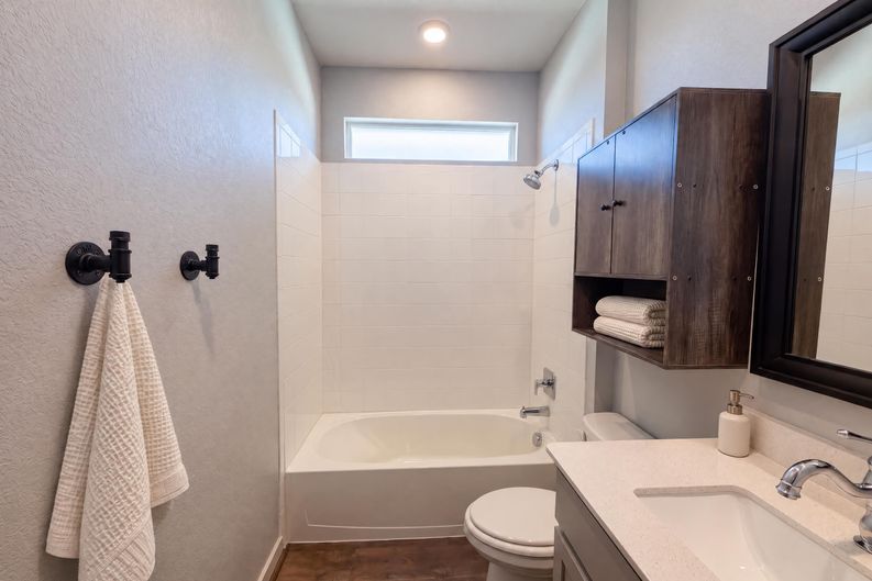 Photo 13 of 22 of 204 Florenz Ln, Georgetown, TX