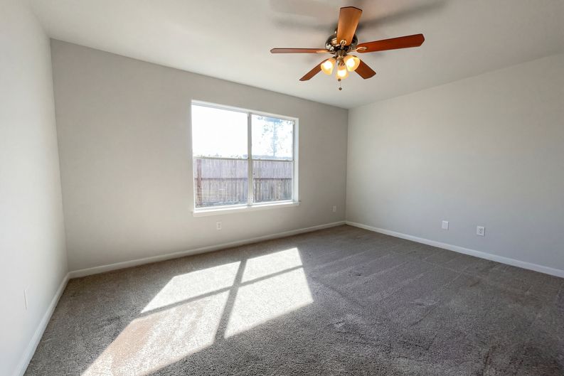 Photo 9 of 16 of 7015 Rosebud Hollow Ln, Richmond, TX